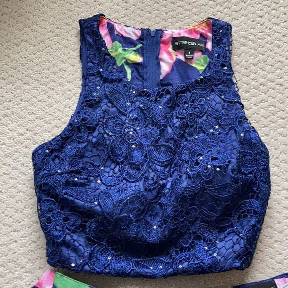 Navy dress 🌸 two piece floral! - Picture 3 of 10